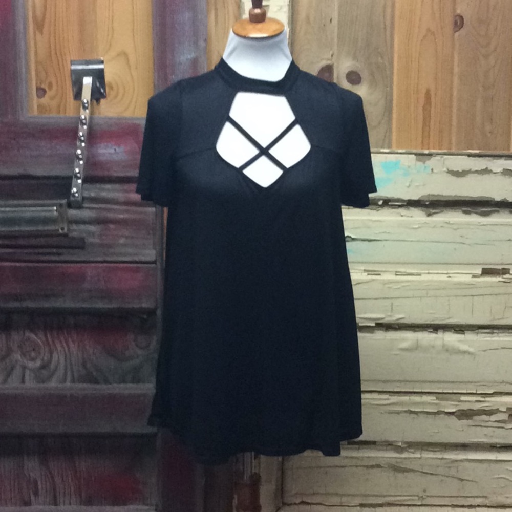 🏷SOLD-Sexy Black Tee